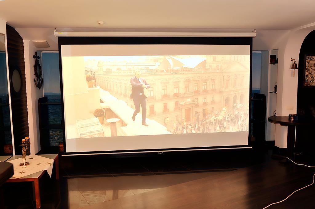 The Sky Loft Apartment Kiev Ngoại thất bức ảnh