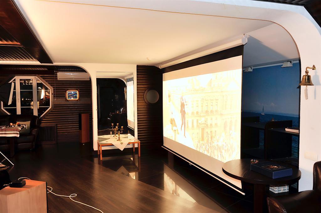 The Sky Loft Apartment Kiev Ngoại thất bức ảnh